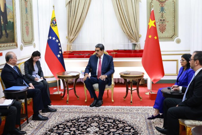 maduro-china.jpg